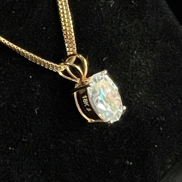 Oval Shape Lab Grown Diamond Pendant in 14k Gold