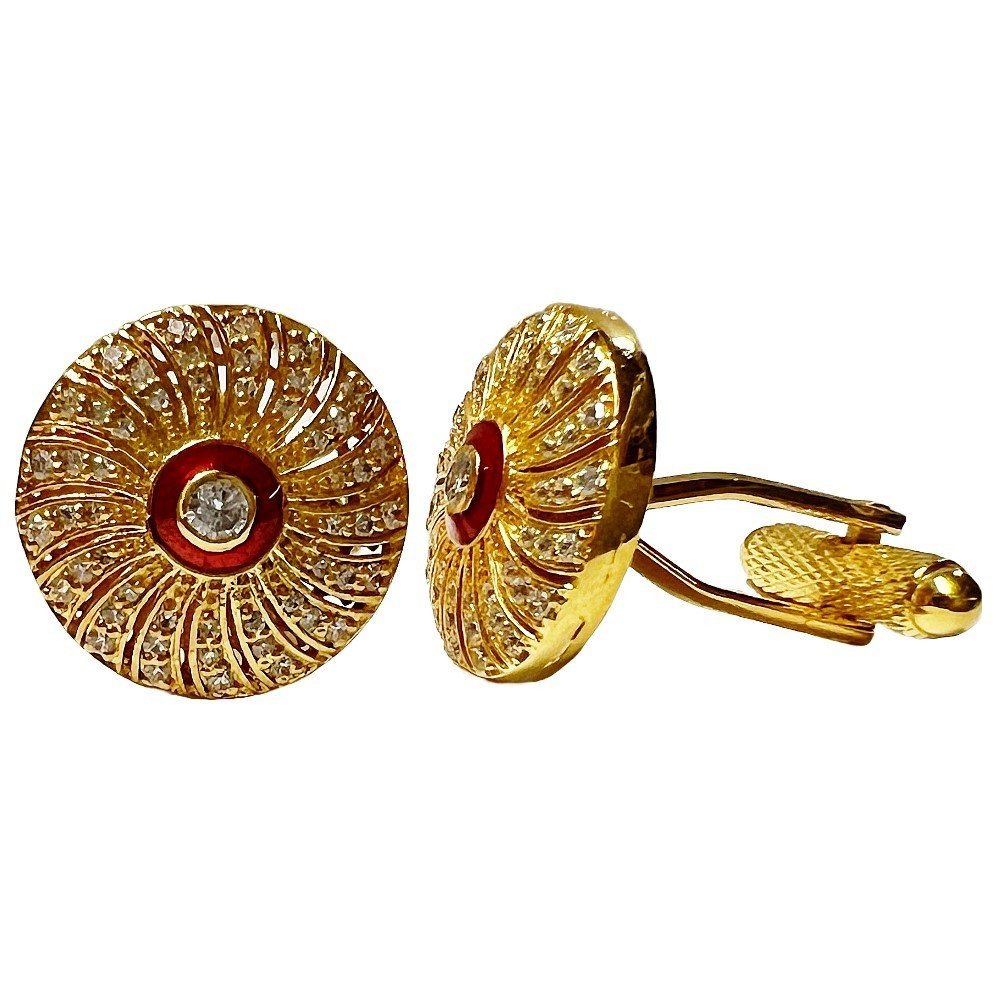 S1153C-Y-1.jpg The Maharaja’s Orbit Golden Cufflinks - Image 1